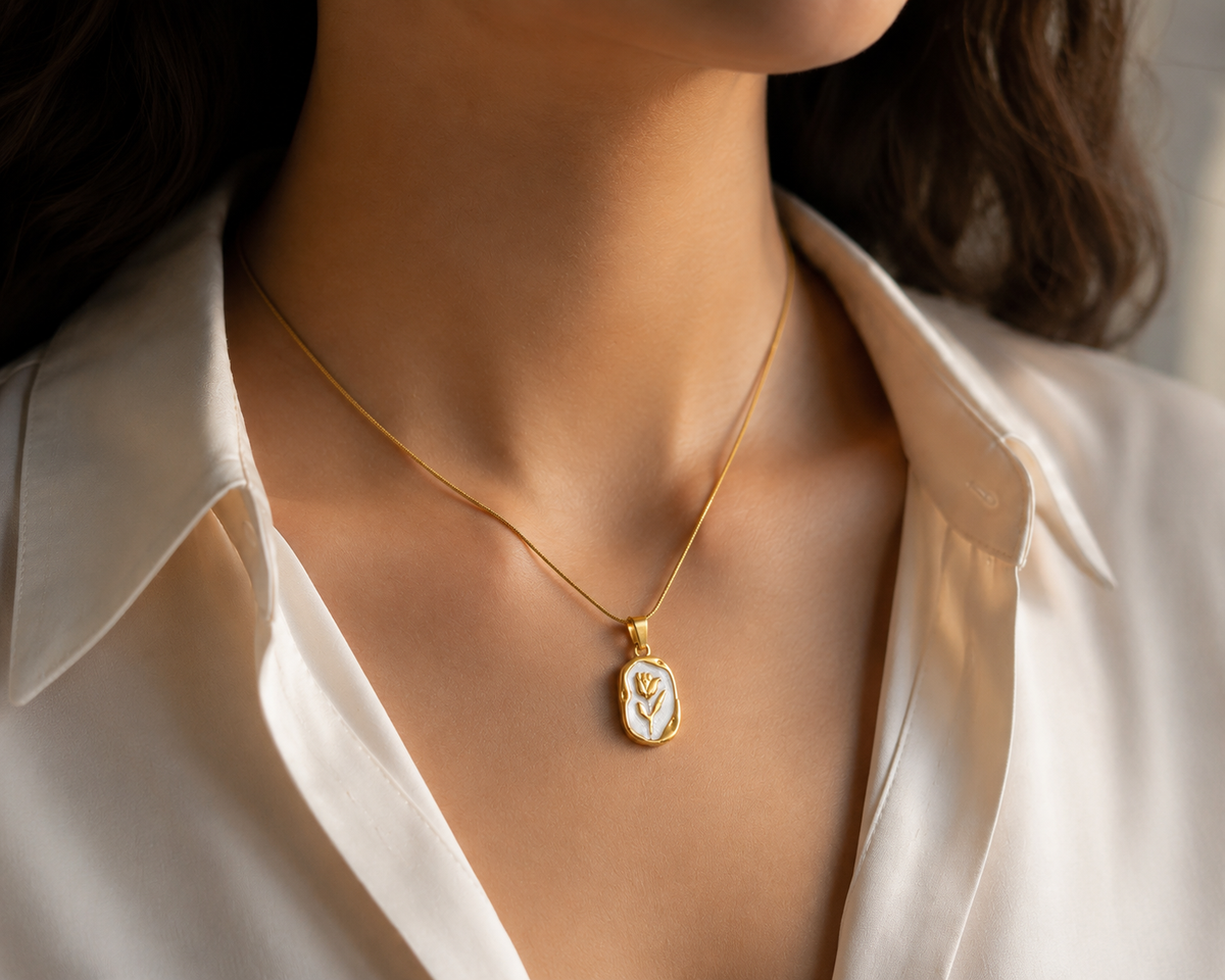 Ivory Bloom Anti-Tarnish Pendant Chain